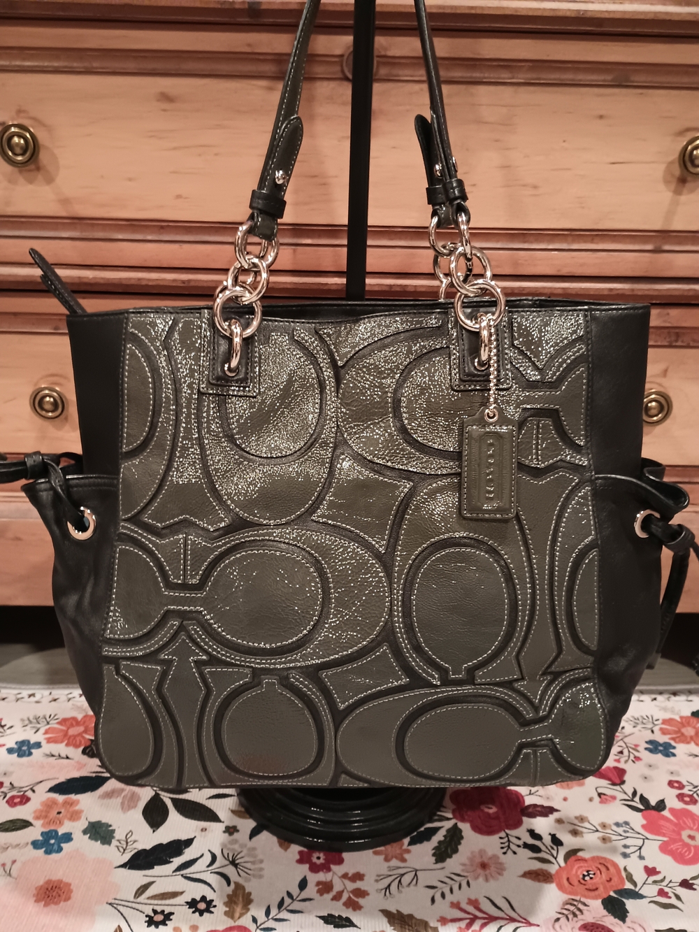 NICE! COACH Colette Signature Overlay Leather Tote Bag Black Gunmetal Gray 16449